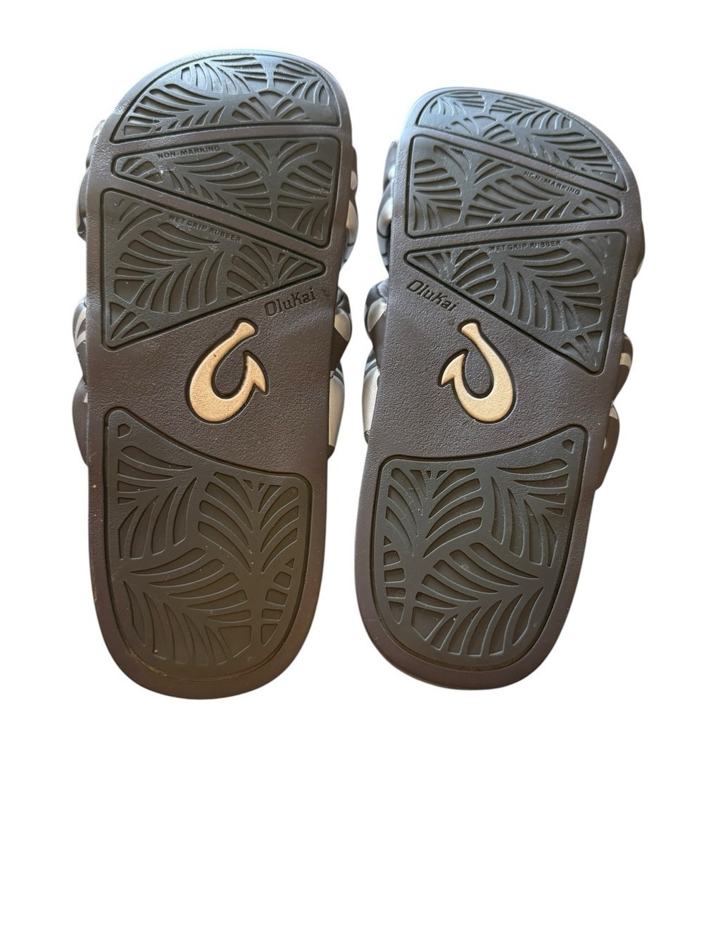 Olukai Paniolo Slide Sandals Brown Beige Floral Strap Women’s Size 8 - Picture 7 of 8